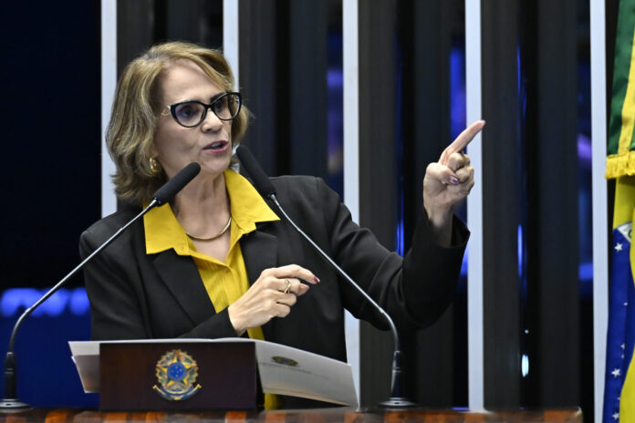 Senadora Damares Alves (Republicanos-DF). Foto: Waldemir Barreto/Agência Senado(Republicanos-DF). Foto: Divulgação/ Ascom Senadora Damares Alves