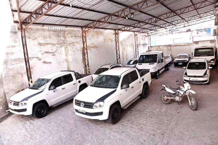 Leilão online reúne motos, caminhões, carros e sucatas com lances a ...